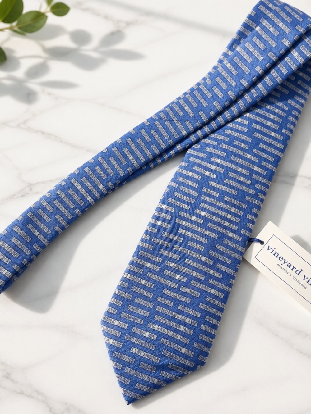 PERLIS Vineyard Vines Street Tiles Iconic New Orleans Patterned Uptown Silk Tie